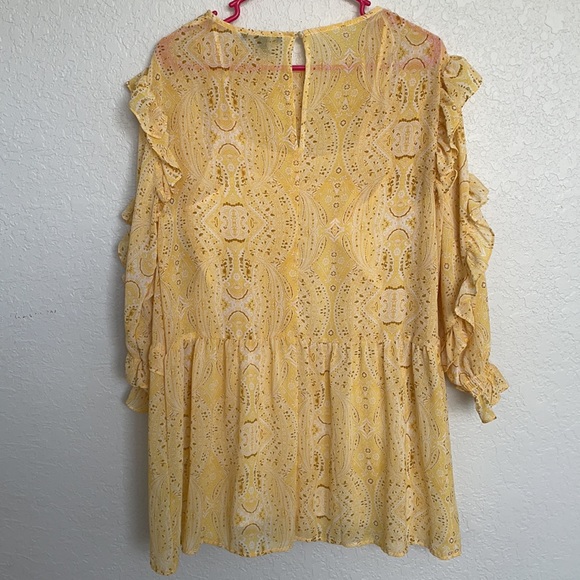 Yellow Dress - Picture 3 of 6